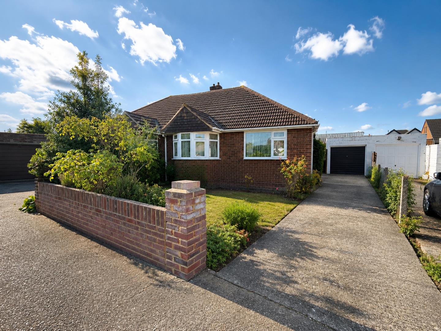 Montrose Close, Ashford
